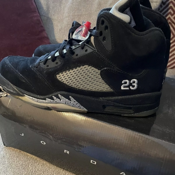 Pre-owned Air Jordan 5 Retro - Picture 4 of 8